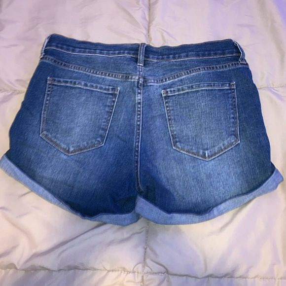 Old navy ripped boyfriend shorts - Picture 2 of 3